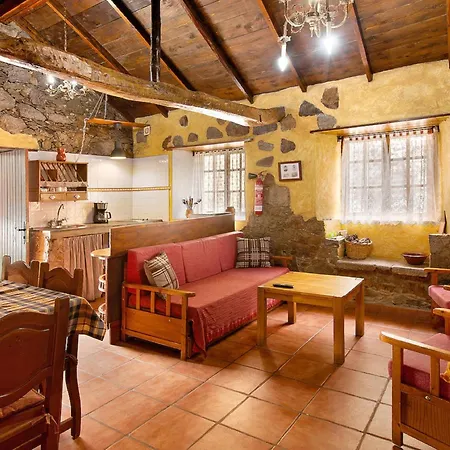 250 Jahre Altes Steinhaus Mit Zwei Terrassen Inmitten Einer Wunderbaren Naturla By Interhome Tejeda (Gran Canaria)
